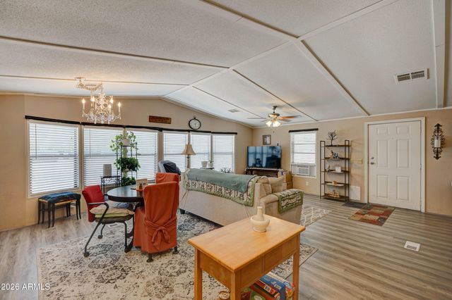 510 S 83RD Place, Mesa, AZ 85208