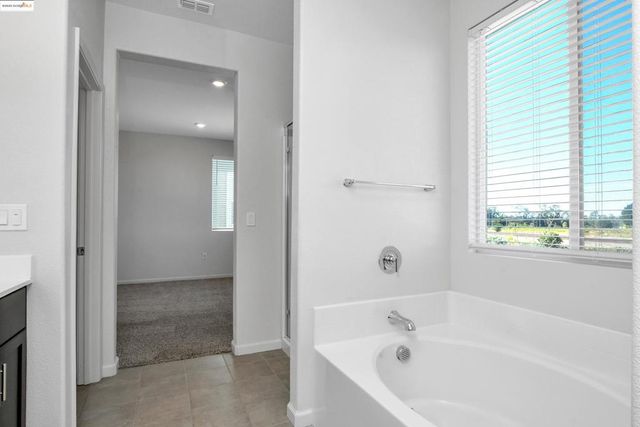 876 Diamante Way, Oakley, CA 94561