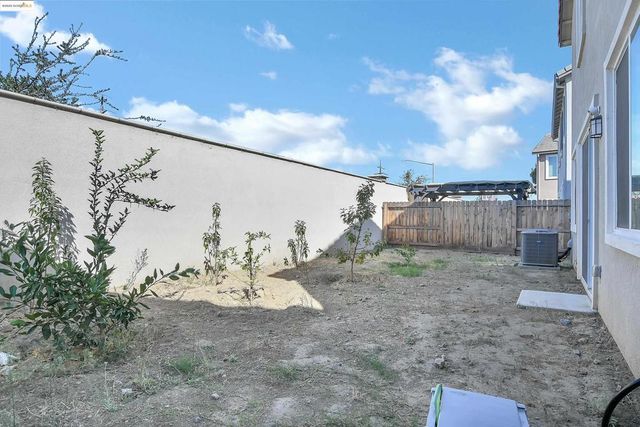 876 Diamante Way, Oakley, CA 94561