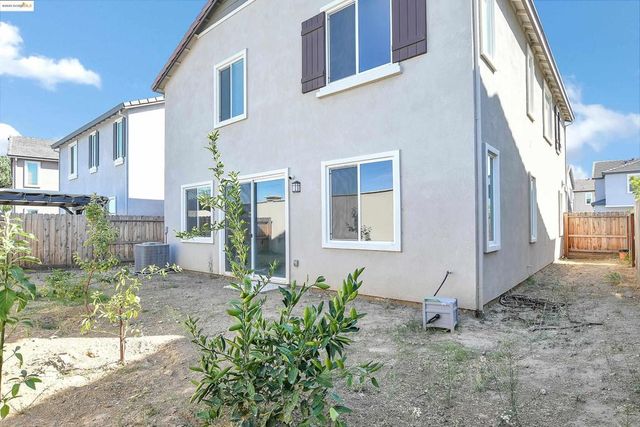 876 Diamante Way, Oakley, CA 94561