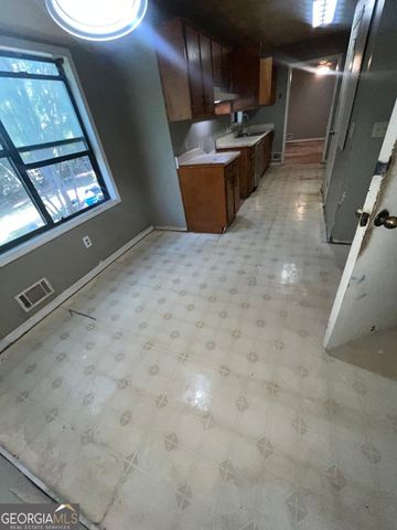 4380 Cary Drive, Snellville, GA 30039