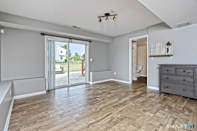 2 Cordone Circle, West Haven, CT 06516