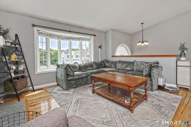 2 Cordone Circle, West Haven, CT 06516