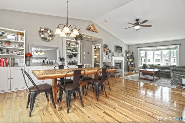 2 Cordone Circle, West Haven, CT 06516