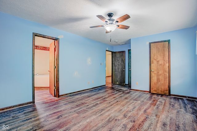 2100 Deer Lake Drive, Martinsville, IN 46151