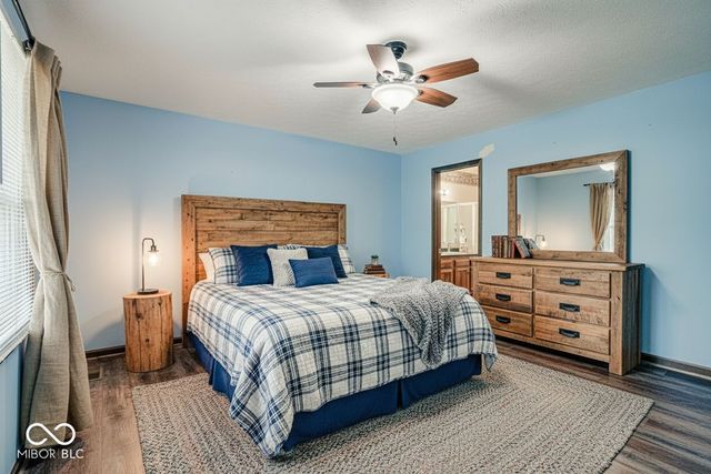 2100 Deer Lake Drive, Martinsville, IN 46151