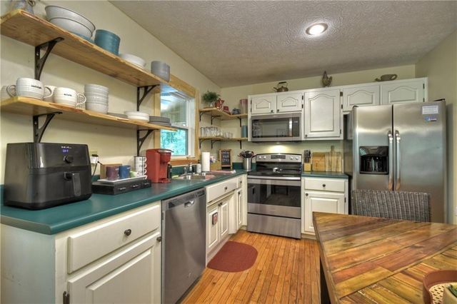 276 Pine Ridge Road, Ellijay, GA 30536