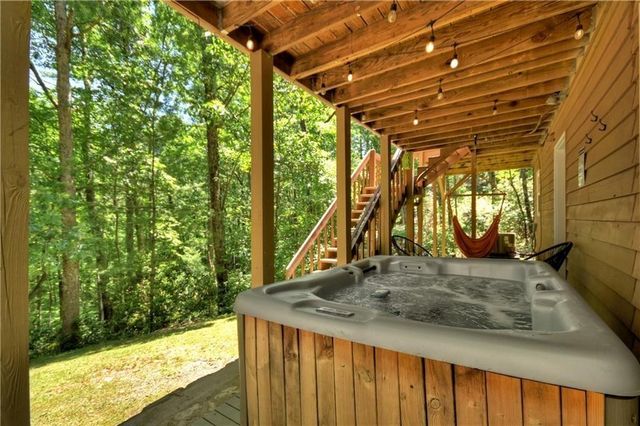 276 Pine Ridge Road, Ellijay, GA 30536