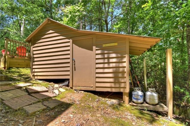 276 Pine Ridge Road, Ellijay, GA 30536