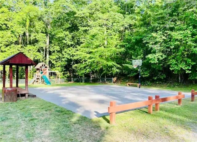 276 Pine Ridge Road, Ellijay, GA 30536