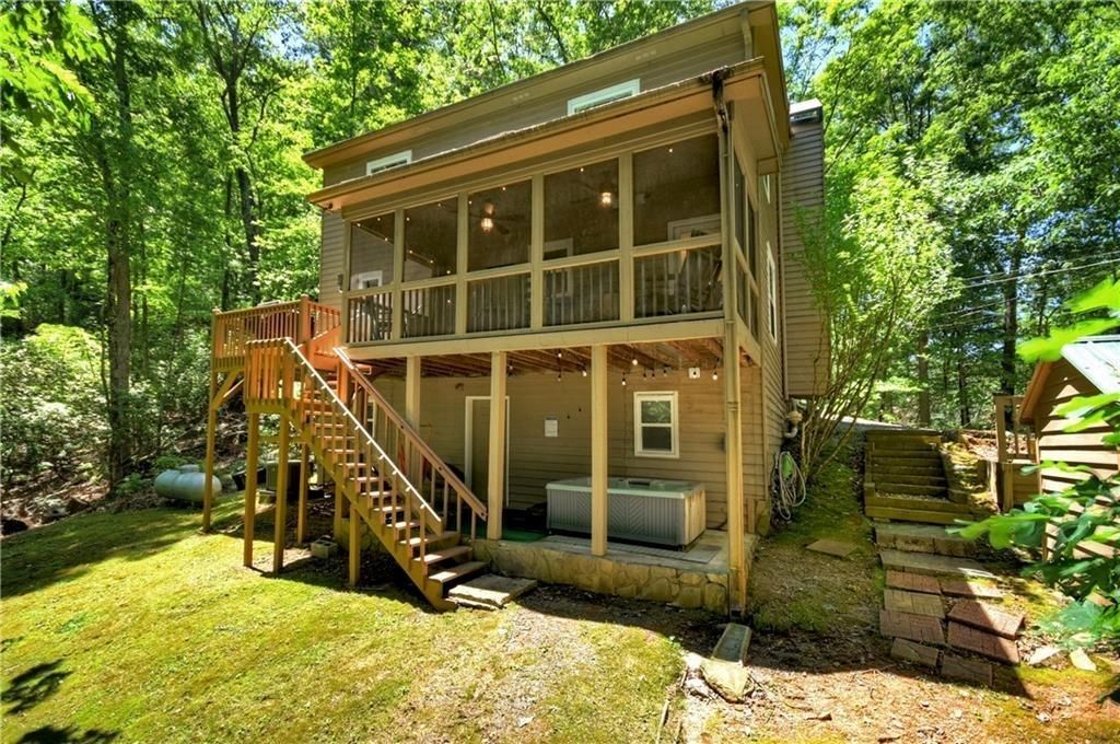 276 Pine Ridge Road, Ellijay, GA 30536
