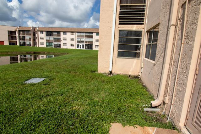 10100 NW 30th Court 107, Sunrise, FL 33322