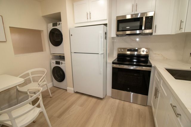 10100 NW 30th Court 107, Sunrise, FL 33322