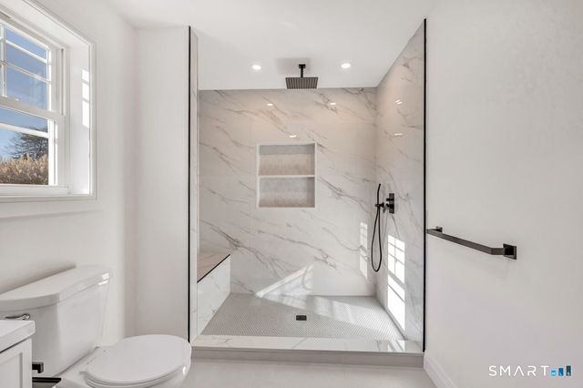 100 Tashua Road, Trumbull, CT 06611