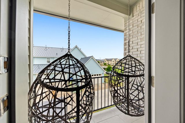 2409 Simond Ave E, Austin, TX 78723