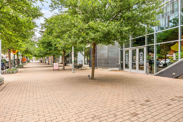 2409 Simond Ave E, Austin, TX 78723