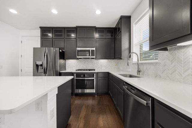 2409 Simond Ave E, Austin, TX 78723