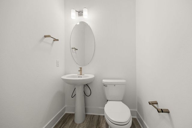 2409 Simond Ave E, Austin, TX 78723