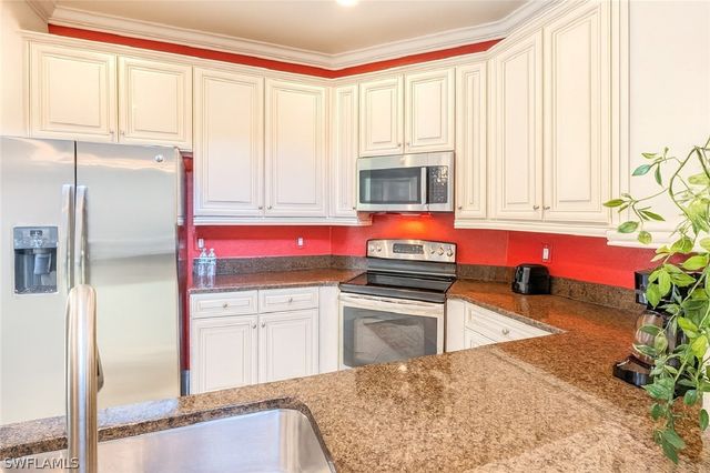 9055 Capistrano ST N 4206, Naples, FL 34113