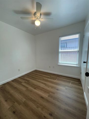 1118 Brookswood Ave A, Austin, TX 78721