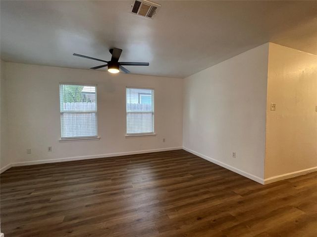 1118 Brookswood Ave A, Austin, TX 78721