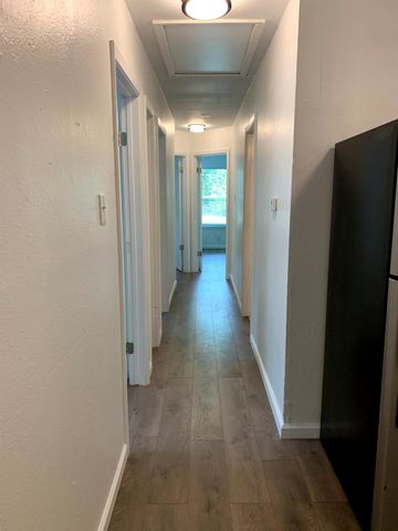 1118 Brookswood Ave A, Austin, TX 78721