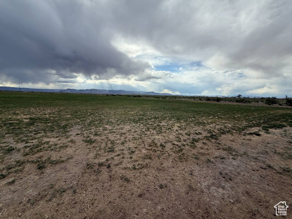 740 N CENTER ST # 3, Elmo, UT 84521