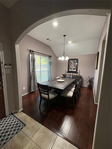 5122 Forest Sage Lane, Katy, TX 77494