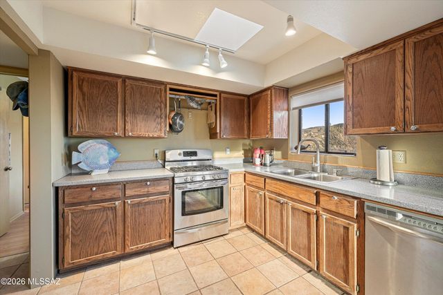 1450 W Linda Vista Road, Oracle, AZ 85623