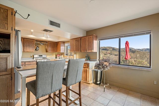 1450 W Linda Vista Road, Oracle, AZ 85623