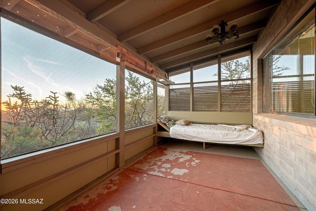 1450 W Linda Vista Road, Oracle, AZ 85623