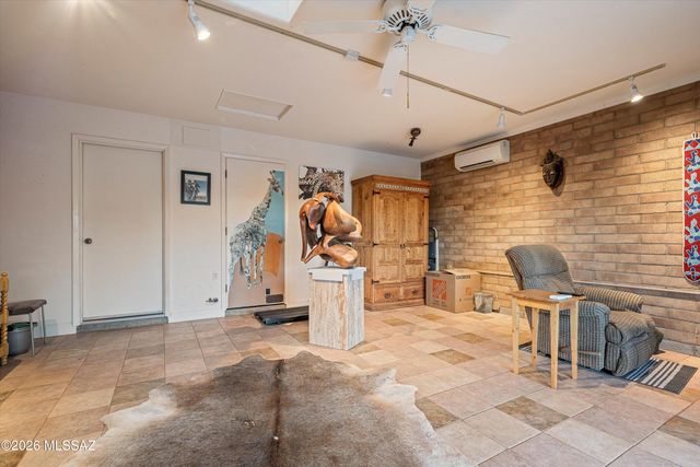 1450 W Linda Vista Road, Oracle, AZ 85623