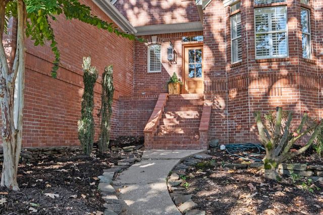 308 River Oaks Blvd, Searcy, AR 72143