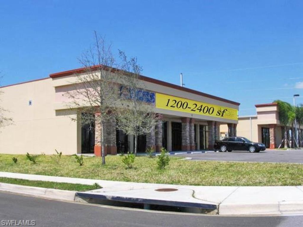 814 SW Pine Island RD 102, CAPE CORAL, FL 33991 — exterior