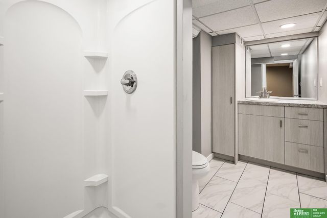 1112 S 60th Street, Omaha, NE 68106