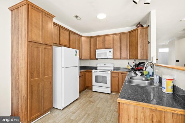 5177 MALLARDS LANDING DR, King George, VA 22485