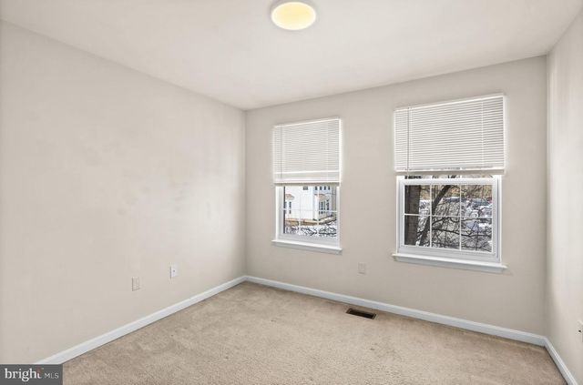 5177 MALLARDS LANDING DR, King George, VA 22485