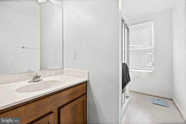 5177 MALLARDS LANDING DR, King George, VA 22485