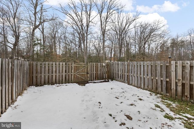 5177 MALLARDS LANDING DR, King George, VA 22485