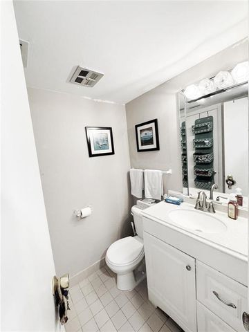 3200 Holiday Springs Boulevard 3-304, Margate, FL 33063