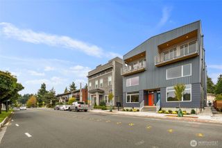 10120 NE 185th Street #B, Bothell, WA 98011