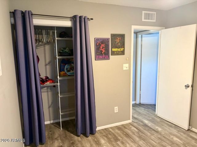 409 E WOODMAN Drive, Tempe, AZ 85283