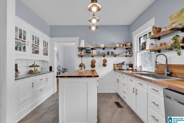 1138 14TH AVENUE, Birmingham, AL 35205