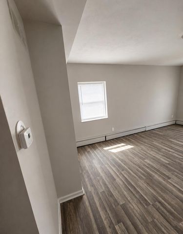540 165th Street, Hammond, IN 46324