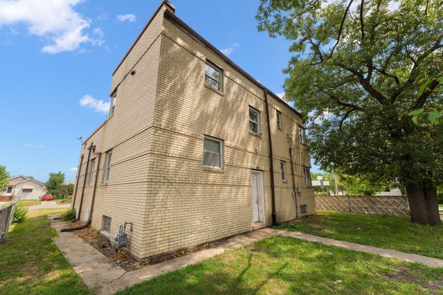 540 165th Street, Hammond, IN 46324