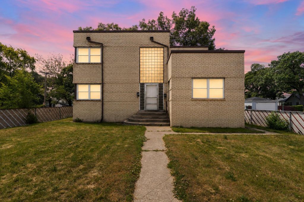 540 165th Street, Hammond, IN 46324
