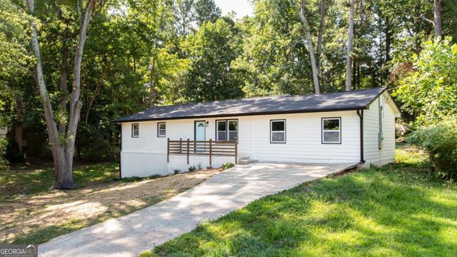 3652 Sweetbriar Circle, Lithia Springs, GA 30122