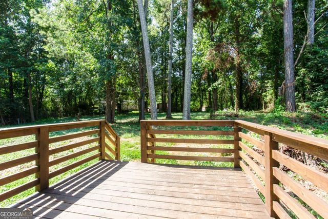 3652 Sweetbriar Circle, Lithia Springs, GA 30122