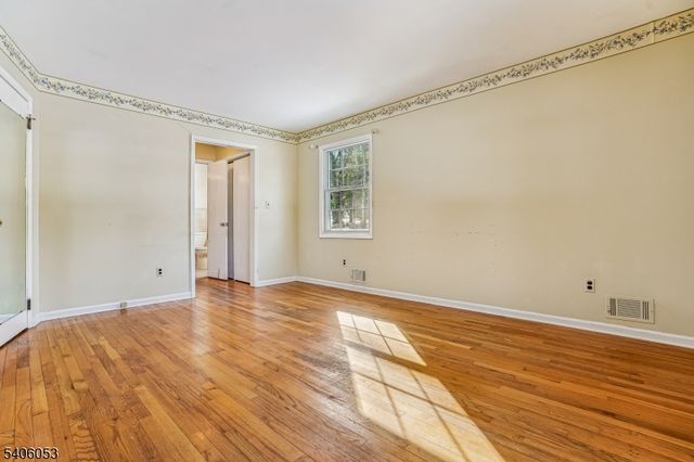 1 Mountain View Dr, Chester Twp., NJ 07930