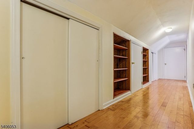 1 Mountain View Dr, Chester Twp., NJ 07930